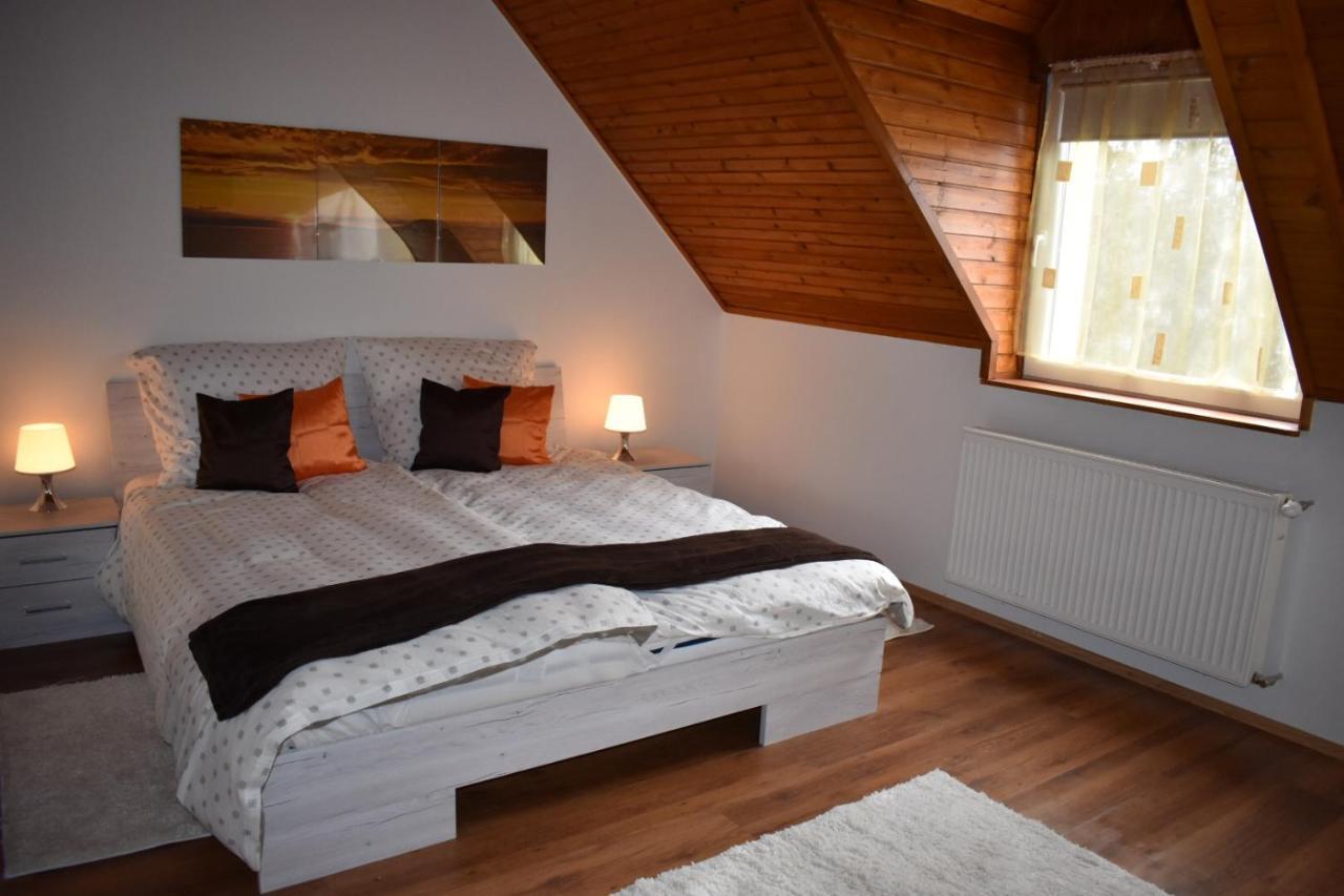 Villa Lily Zamárdi Exteriér fotografie